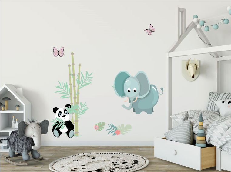 Jungly Jungle muursrticker collectie op de muur geplakt. Jungle thema in de kinderkamer